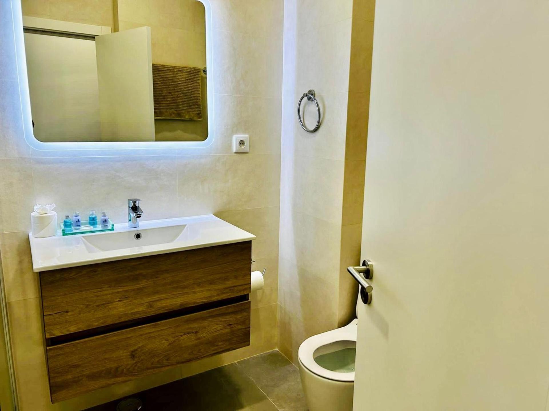 Marina View Studio In Lagos Town Center Sea View Exterior foto